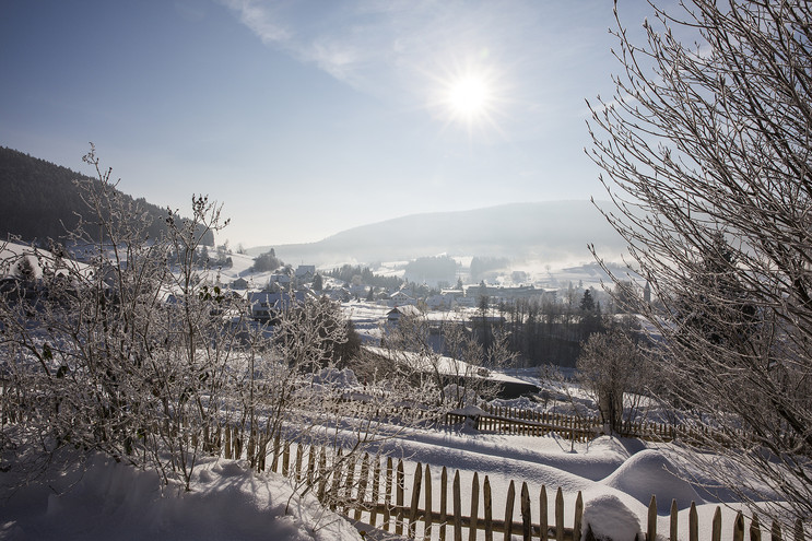 Der Ortsteil Mitteltal im Winter