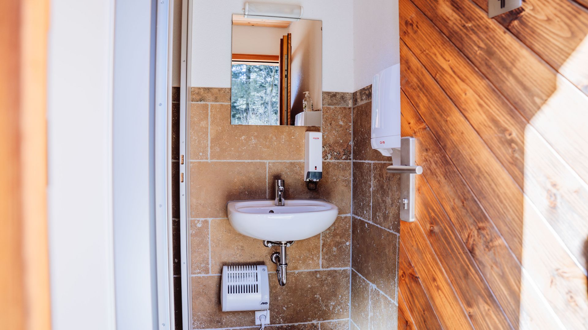 Damentoiletten Pudelsteinhütte in Baiersbronn-Tonbach