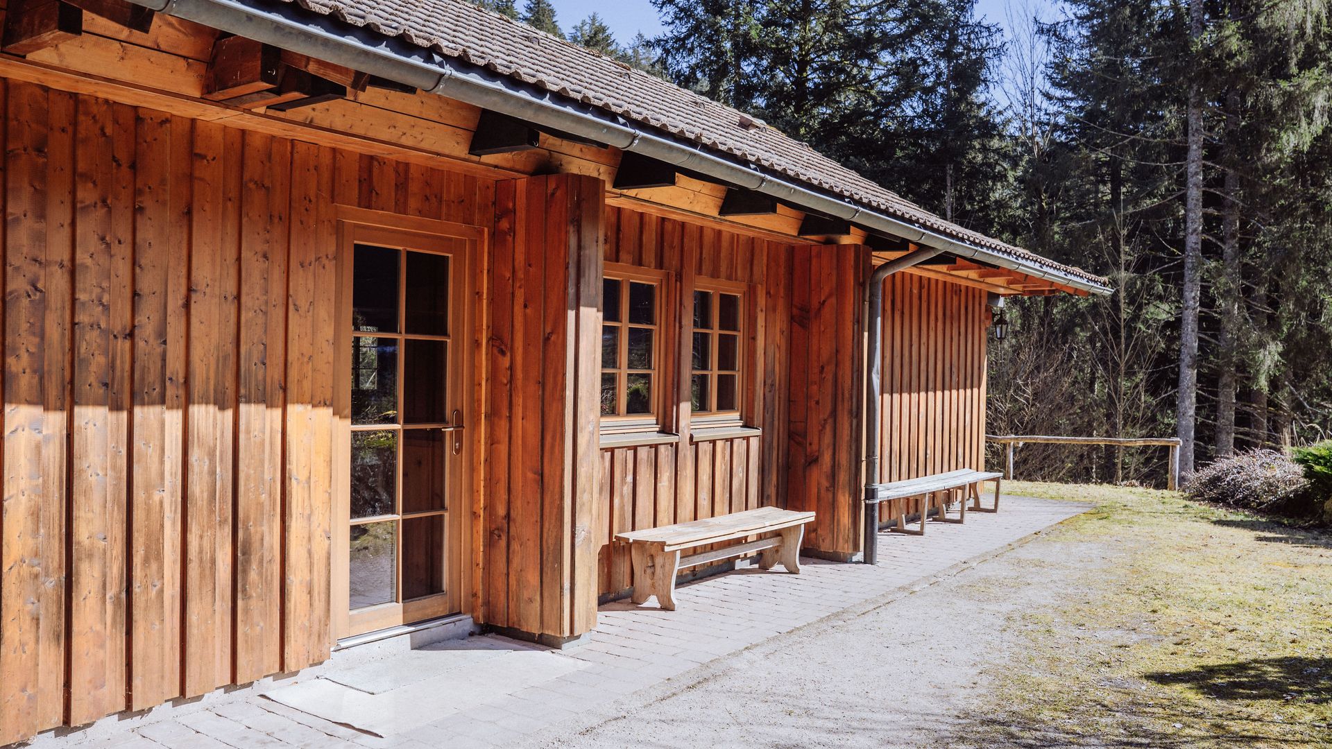 Seiteneingang Pudelsteinhütte in Baiersbronn-Tonbach