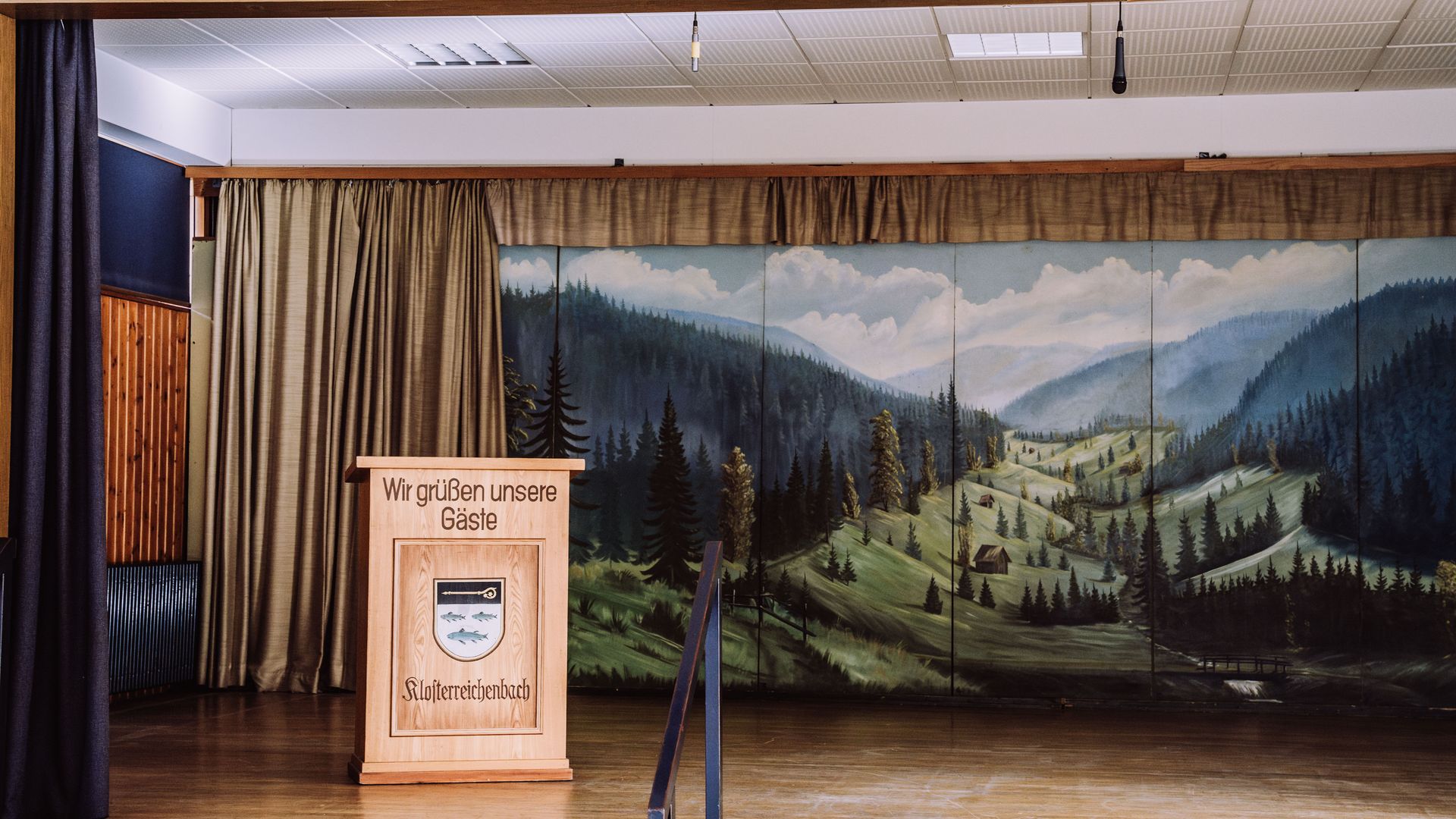 Bühne Reichenbachhalle Klosterreichenbach