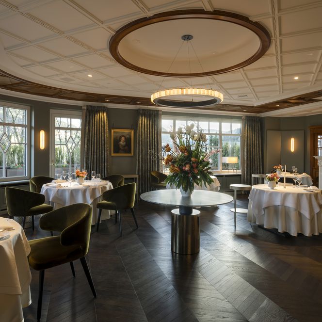 Drei-Sterne-Restaurant im Hotel Bareiss in Mitteltal