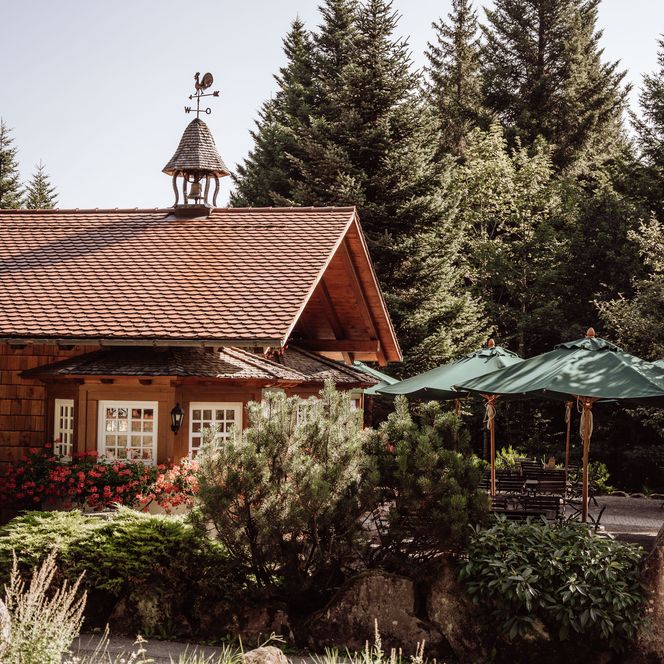 Außenansicht der Wanderhütte Sattelei in Baiersbronn
