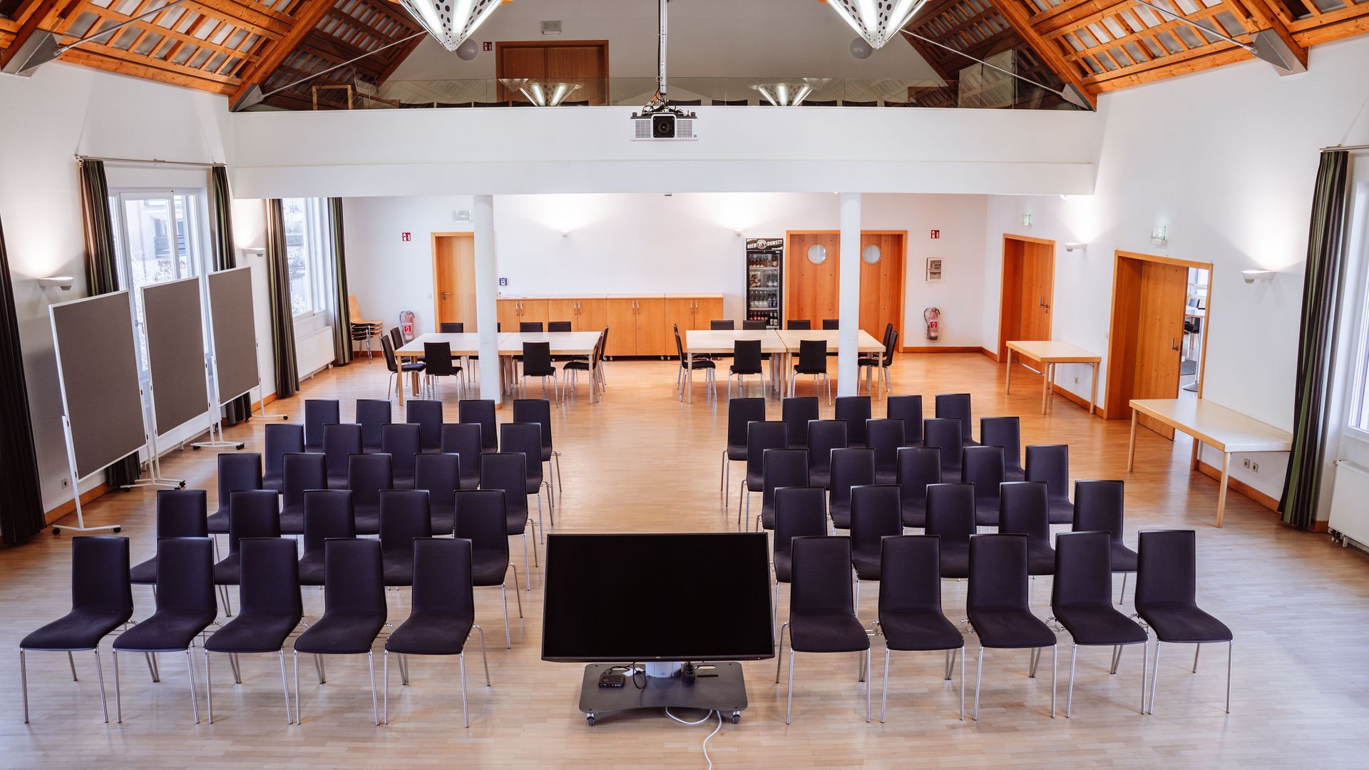 Reihenbestuhlung im Rosensaal Baiersbronn